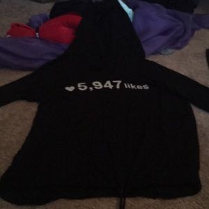 A s medium sleeve crop top